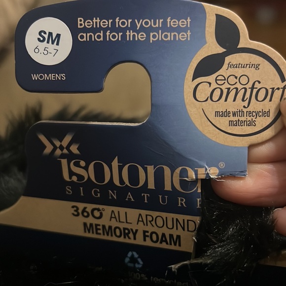 NWT Isotoner signature indoor and outdoor super comfortable slippers size 6.5 -7 - Picture 6 of 7